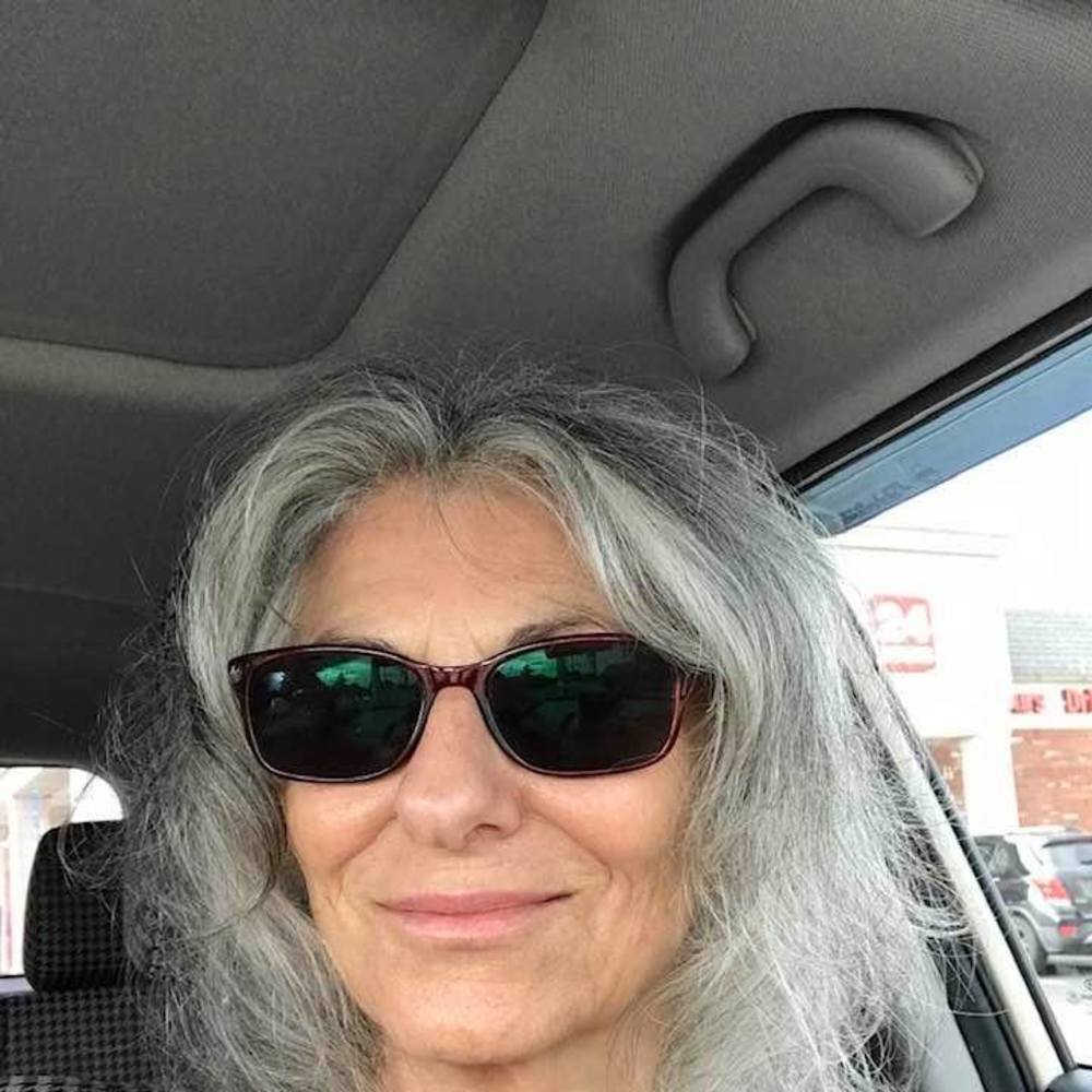 Meet your Posher, Carol